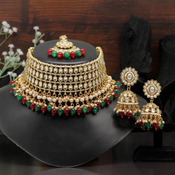 Vermilion Vineyard: Choker Kundan Necklace Set in Maroon & Green